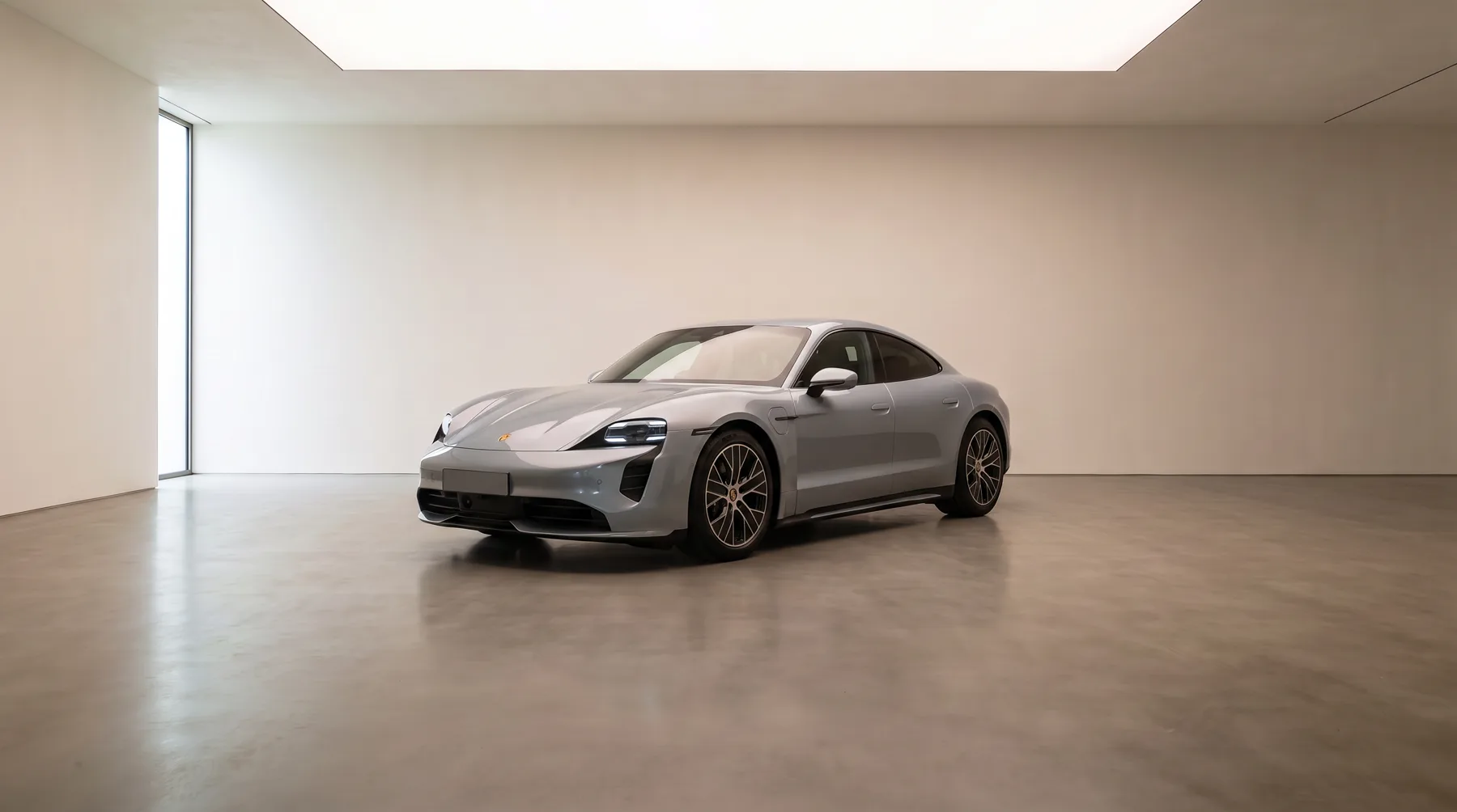 Porsche Taycan Turbo S, front
